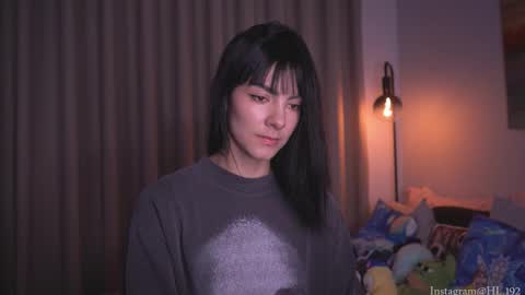 Holly Linder online show from 11-26-25, 12:33