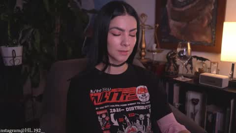 Holly Linder online show from 02-28-26, 02:34