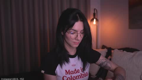 Holly Linder online show from 05-06-26, 03:13