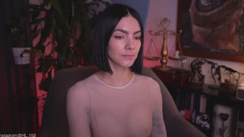 Holly Linder online show from 07-19-26, 02:15