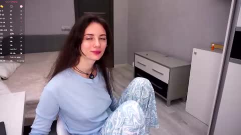 Delly online show from 06-18-26, 05:51