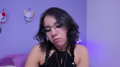 hollypeach_ online show from 11-16-25, 03:39