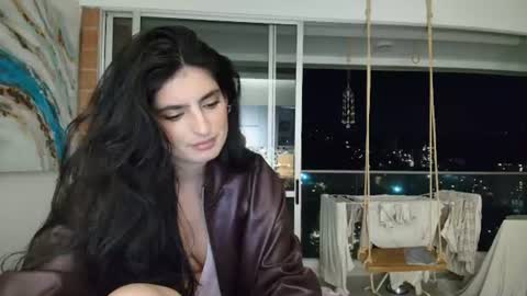 hollyshit_ online show from 06-14-26, 02:24
