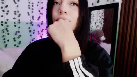 holly online show from 12-18-24, 05:52