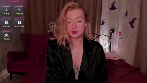 Emma online show from 10-25-25, 01:24