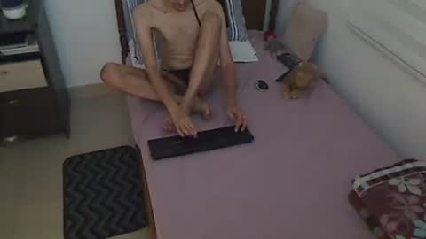 Holofernes45gil online show from 03-20-26, 07:02