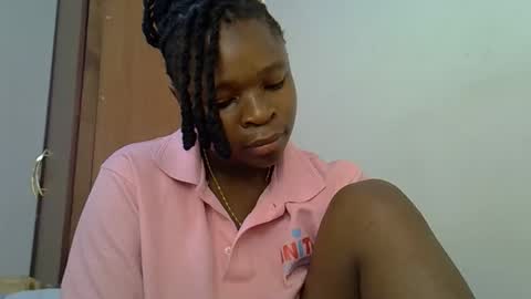holy_ebony online show from 05-14-26, 11:39