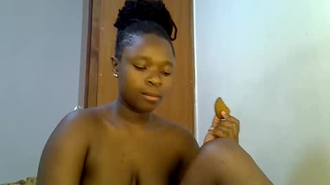 holy_ebony online show from 05-24-26, 05:40