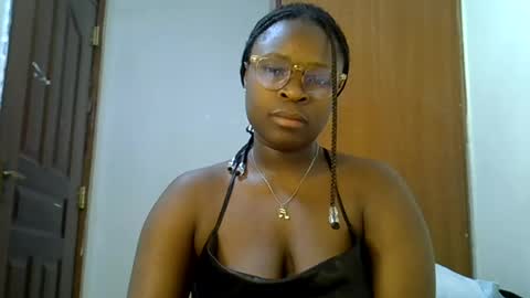 holy_ebony online show from 07-29-26, 07:56