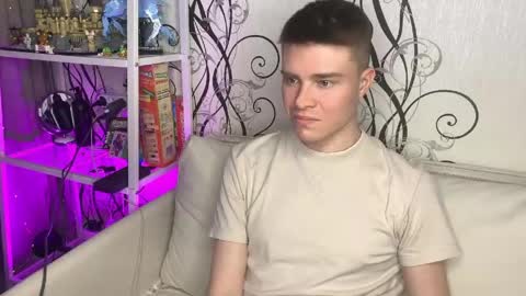 holy_eggs_00 online show from 03-17-26, 07:39