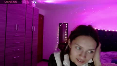 Juli online show from 09-18-25, 02:57