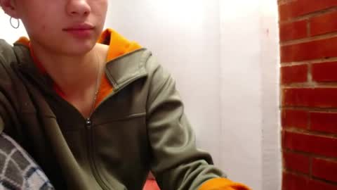 Juli online show from 04-12-26, 05:34