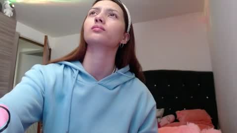 holy_julii online show from 07-26-26, 03:36
