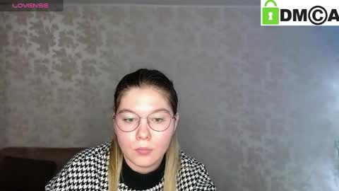 Snapshot of holy_michela chatting on 12-27-24, 06:24 Welcome guys Pleasure to see you all here My name is MichaelaTip menu is active Private is open online show from 12-27-24, 06:24