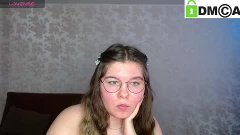 Snapshot of holy_michela chatting on 01-29-25, 09:33 Welcome guys Pleasure to see you all here My name is MichaelaTip menu is active Private is open online show from 01-29-25, 09:33