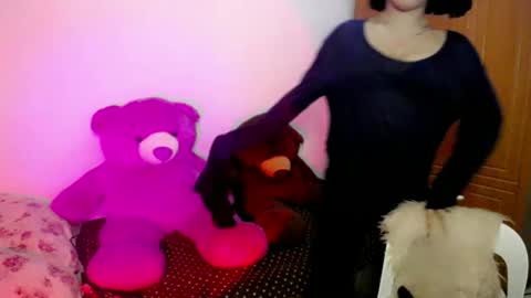 holy_samyx online show from 01-12-26, 02:22