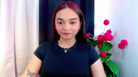 Snapshot of holy_shine chatting on 01-11-26, 03:33 Bella online show from 01-11-26, 03:33