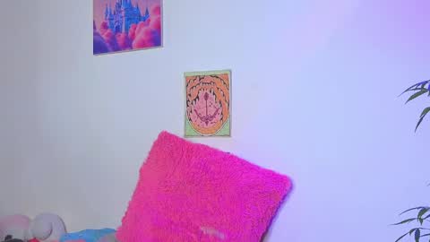 Snapshot of holy_taby_ chatting on 05-29-26, 05:16 online show from 05-29-26, 05:16
