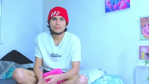 Snapshot of holy_taby_ chatting on 06-08-26, 02:12 online show from 06-08-26, 02:12