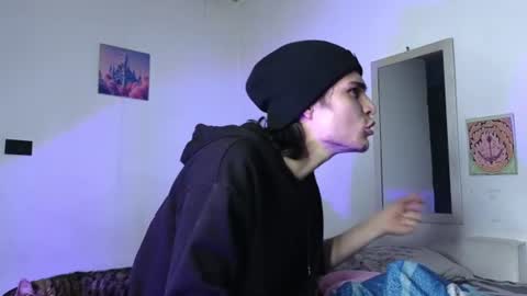 Snapshot of holy_taby_ chatting on 08-06-26, 06:15 online show from 08-06-26, 06:15