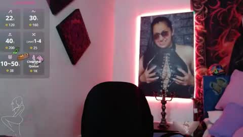 Snapshot of holydeath_1 chatting on 07-25-26, 09:12 Milena online show from 07-25-26, 09:12