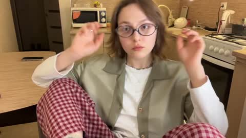 dori not holy get my tg channel with link from description under last photo online show from 02-06-25, 10:43