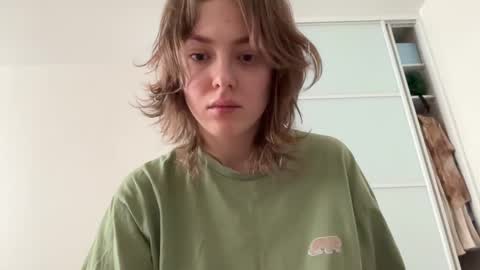 dori not holy get my tg channel with link from description under last photo online show from 02-13-25, 07:24