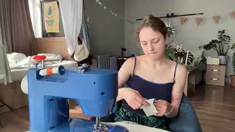 dori not holy get my tg channel with link from description under last photo online show from 07-28-26, 12:48