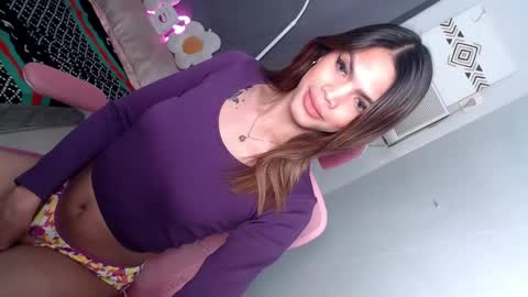 Snapshot of holymary_69 chatting on 01-17-25, 12:42 Patricia online show from 01-17-25, 12:42