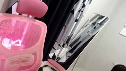 Snapshot of holymary_69 chatting on 03-08-25, 10:22 Patricia online show from 03-08-25, 10:22