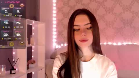 Snapshot of holymiax chatting on 10-02-25, 03:35 Mia online show from 10-02-25, 03:35