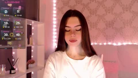 Snapshot of holymiax chatting on 10-04-25, 03:48 Mia online show from 10-04-25, 03:48