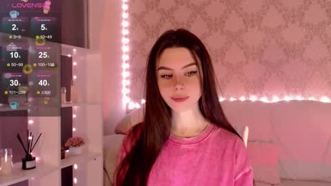 Snapshot of holymiax chatting on 10-09-25, 03:37 Mia online show from 10-09-25, 03:37
