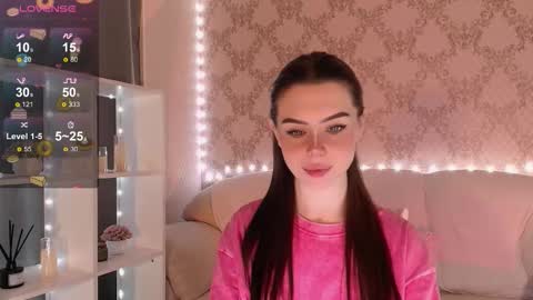 Mia online show from 11-26-25, 03:40