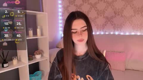 Mia online show from 03-10-26, 03:55