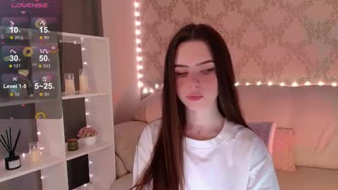 Snapshot of holymiax chatting on 07-02-26, 03:23 Mia online show from 07-02-26, 03:23