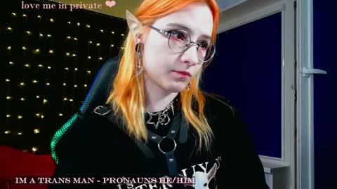 Honelints boyblonde hair AsterMIntfemboybrown hair online show from 02-07-25, 07:27