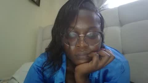 Honevey online show from 03-31-26, 03:23