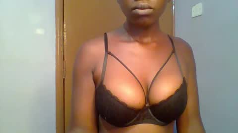 honey_beb online show from 02-20-25, 07:34