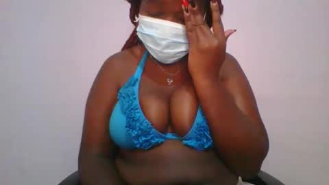 honey_beb online show from 09-25-25, 06:06