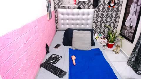 Snapshot of honey_channe chatting on 12-19-24, 06:45 honey_channe online show from 12-19-24, 06:45