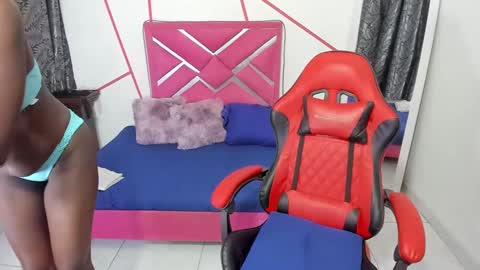 Snapshot of honey_channe chatting on 09-30-25, 05:34 honey_channe online show from 09-30-25, 05:34