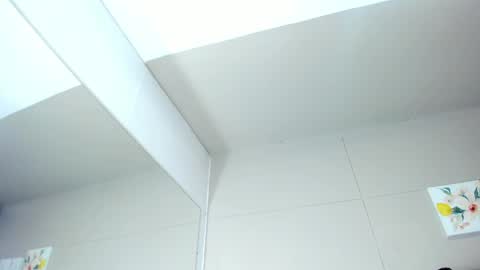 Snapshot of honey_hex_ chatting on 05-16-26, 01:21 honey_hex_ online show from 05-16-26, 01:21