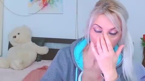 honey_lara online show from 02-25-26, 03:16