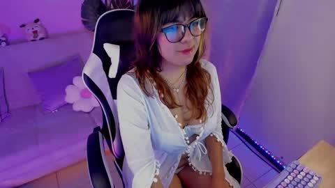 Milenka online show from 06-03-26, 06:46
