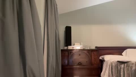 honey_man14 online show from 04-29-26, 04:33