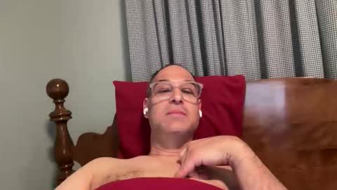honey_man14 online show from 05-19-26, 02:51