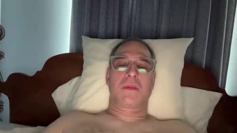 honey_man14 online show from 05-31-26, 06:09