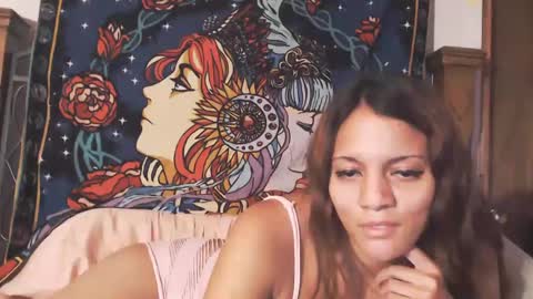 Snapshot of honey_raynes chatting on 12-14-24, 04:34 honey_raynes online show from 12-14-24, 04:34