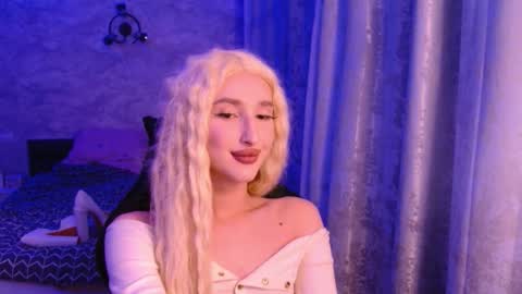 honey_sunset online show from 11-24-25, 09:47